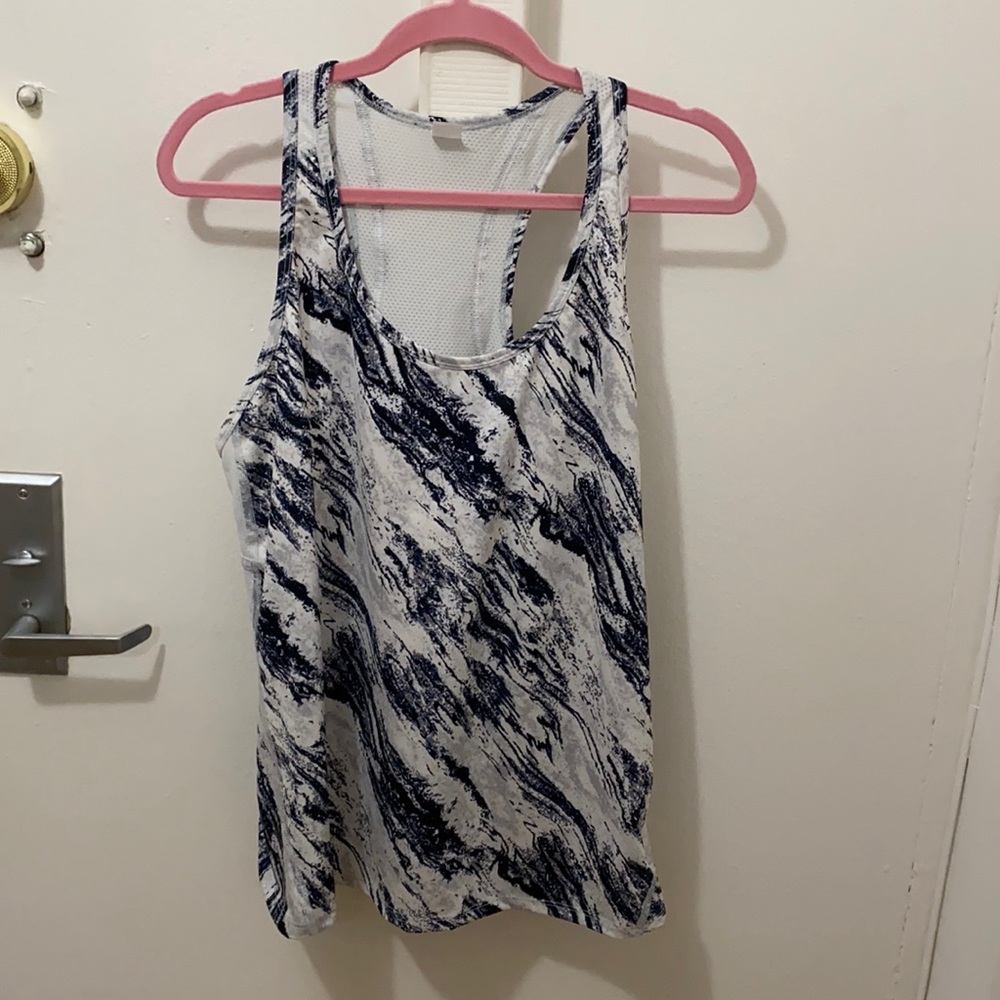 Gap sports tank top